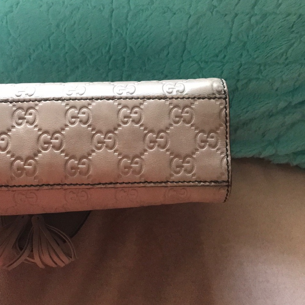 Authentic Gucci One Shoulder - Picture 6 of 8